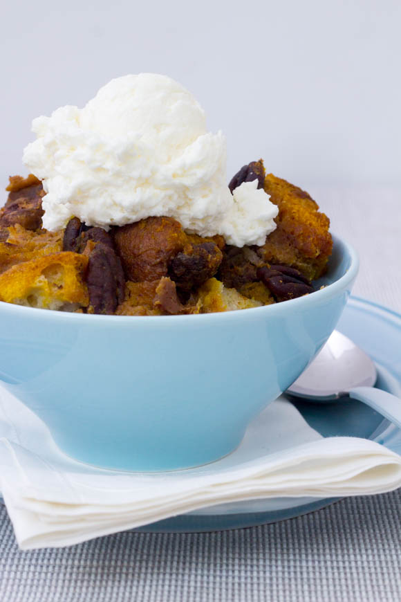bread pudding with ice cream