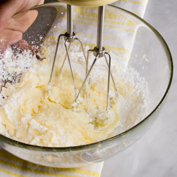 Margarine & Icing Sugar Creaming