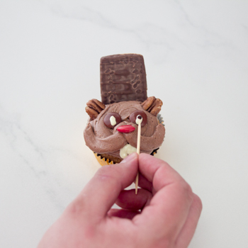 beaver cupcake how to (23 of 24)