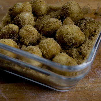 monkey bread how to (10 of 12)